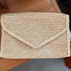 Vintage Tan Straw Woven Clutch